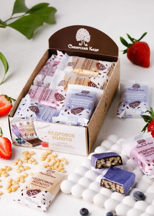 ★ Москва ★ Батончик «Кедровое золото» ассорти, 630 г | шоу-бокс — классика, черника, клубника с шампанским