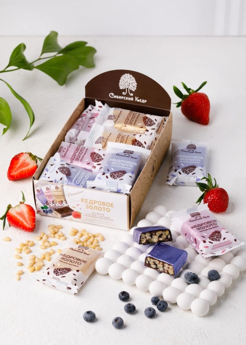 ★ Москва ★ Батончик «Кедровое золото» ассорти, 630 г | шоу-бокс — классика, черника, клубника с шампанским