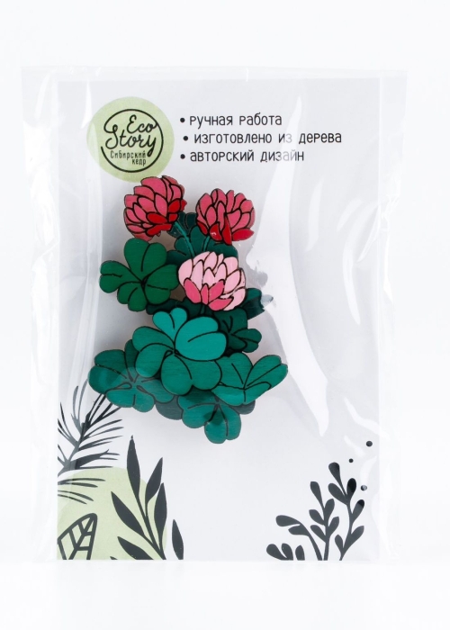 Деревянная брошь «Клевер»